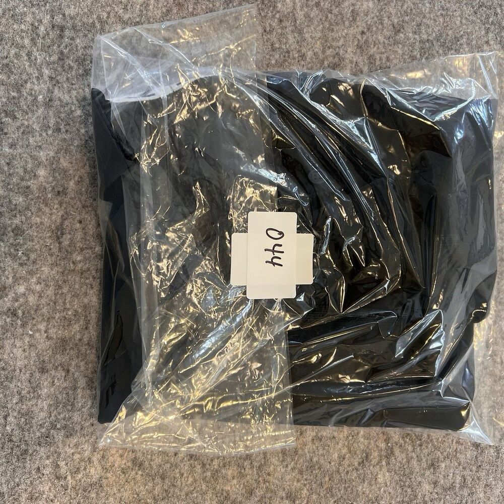 Nike Dri Fit Men’s BYU Golf Polo XII Logo On Left Sleeve Black Size M - Picture 8 of 8